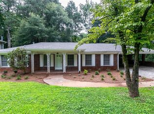 344 Barbashela Dr, Stone Mountain, GA 30088