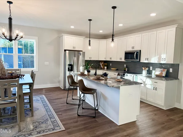 299 Little Lady Trl, Zebulon, NC 27597