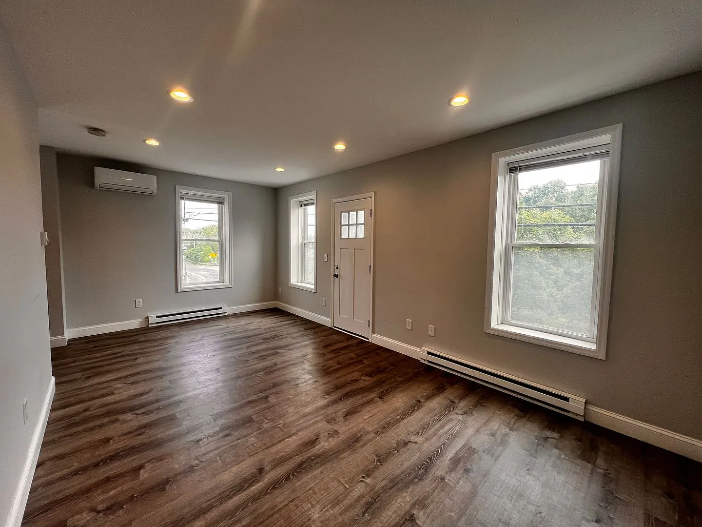 131 Main St. — Photo 4