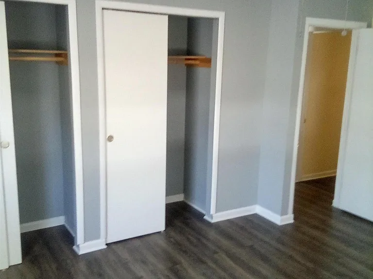 6839 Oakdale Dr — Photo 10