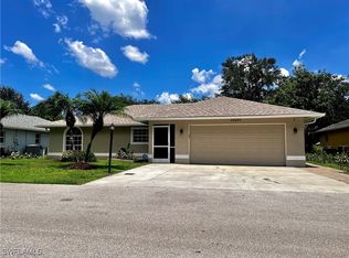 12407 Londonderry Ln, Bonita Springs, FL 34135