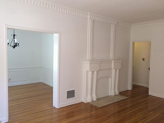 3rd image of 1520 S Beverly Dr Floor 2