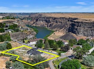 2484 Pole Line Rd E, Twin Falls, ID 83301