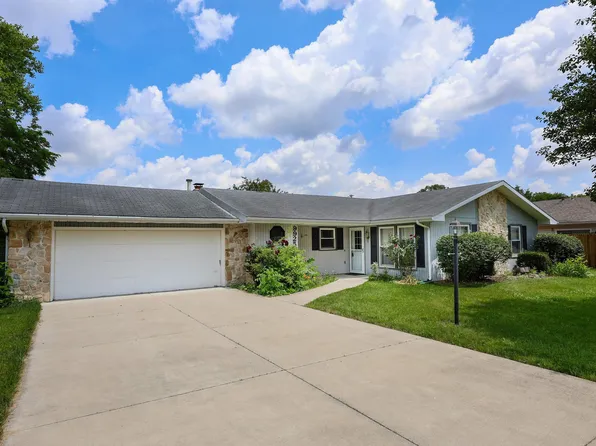 9925 N Country Knl, New Haven, IN 46774