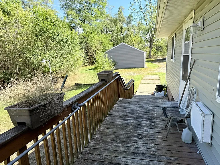 6070 Brooklyn Rd — Photo 7