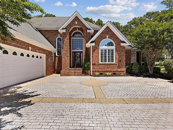 2nd image of 486 Wild Pine Court SE