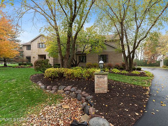 2nd image of 34999 N Oak Knoll Cir