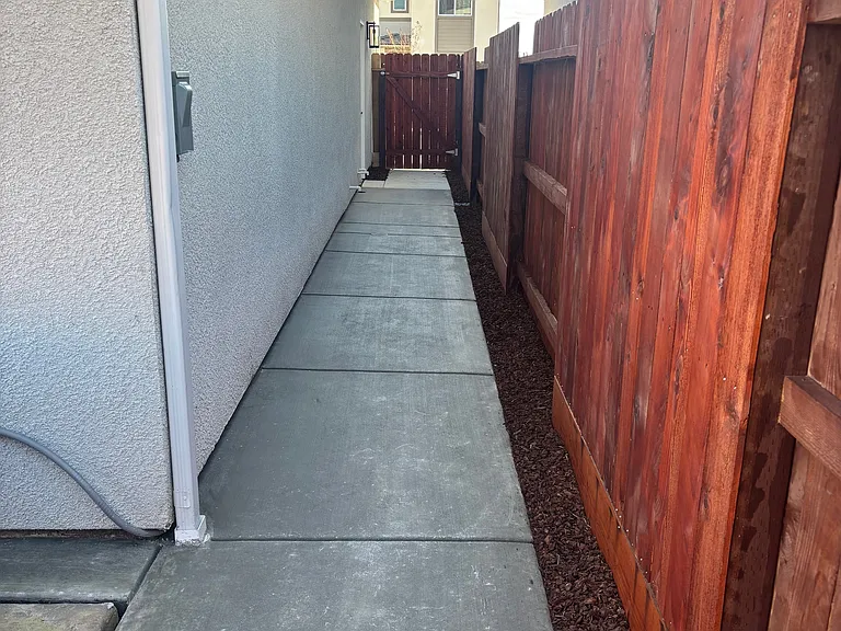 2858 E Corteza Dr — Photo 26