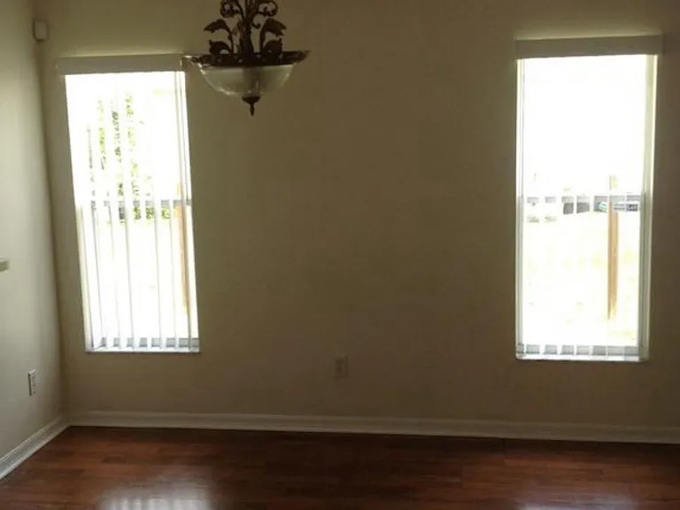 5135 Baron St — Photo 11