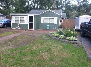 31 Willow St, Waretown, NJ 08758