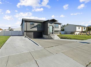 2048 W 12920 S, Riverton, UT 84065