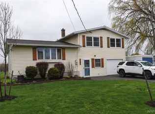 6695 Shawnee Rd, North Tonawanda, NY 14120