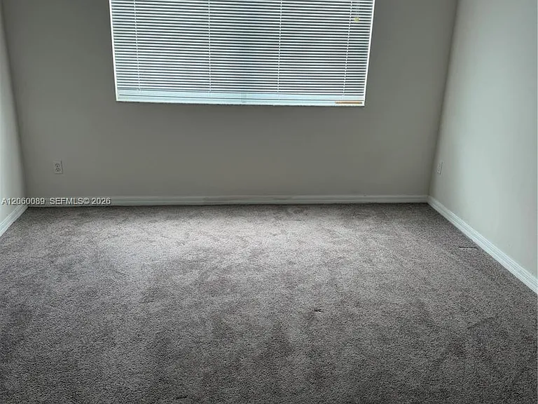 2665 SW 37th Ave #813 — Photo 3