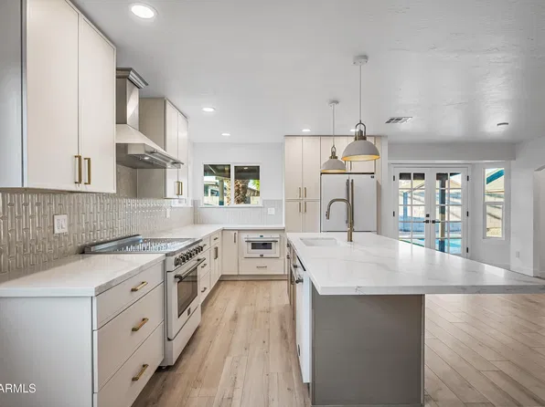 5738 W Greenbriar Drive, Glendale, AZ 85308