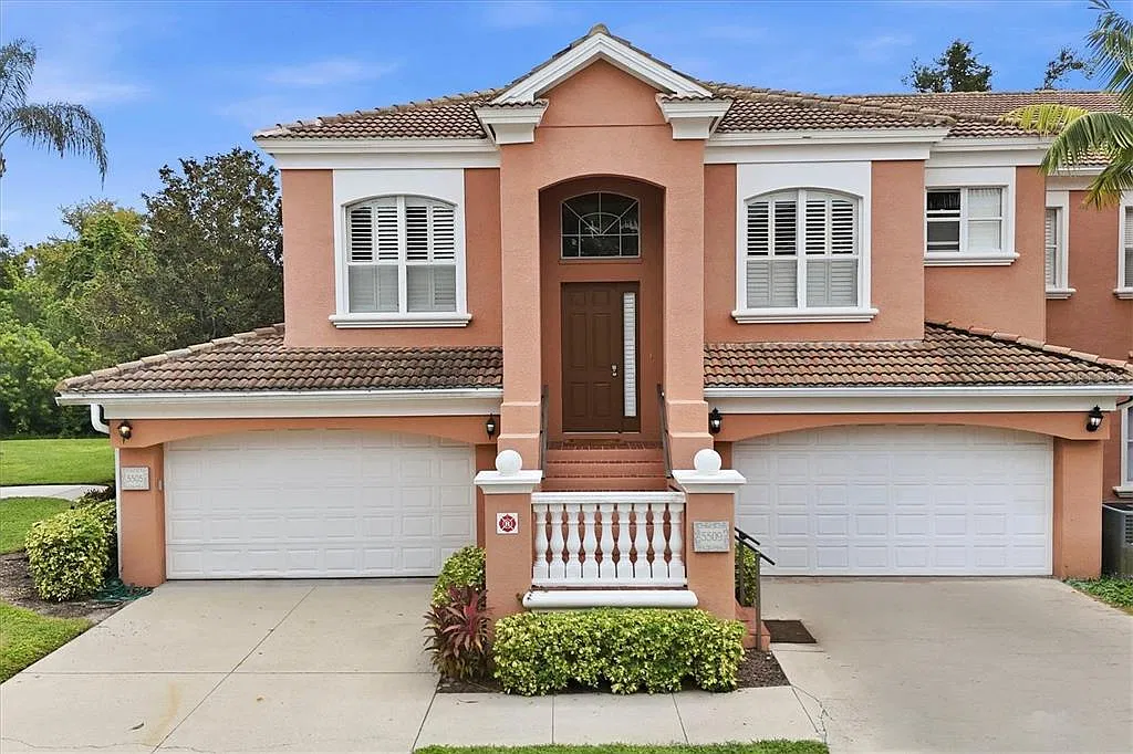 4 bed, 3.0 bath, 2039 sqft, $5,900 — Photo 1