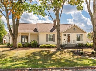 884 W College Rd, Alliance, OH 44601