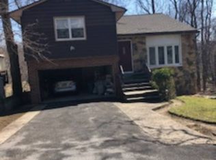 124 Bushey Ave, Yonkers, NY
