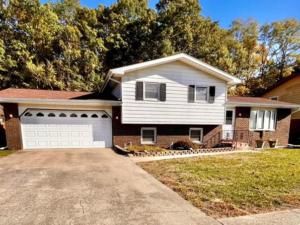 2491 Odell St, Portage, IN 46368