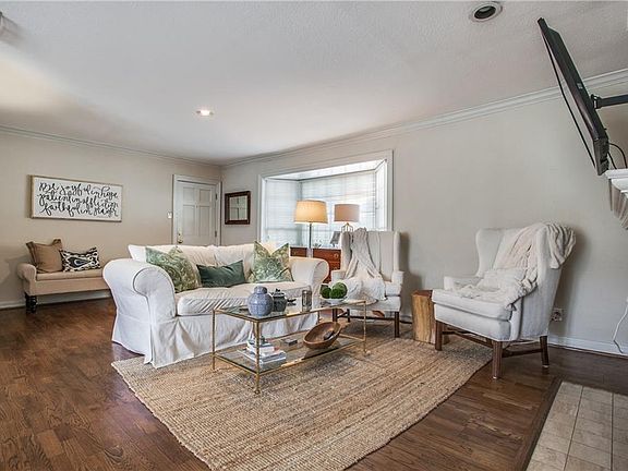 5th image of 4111 Glenwick Ln #A