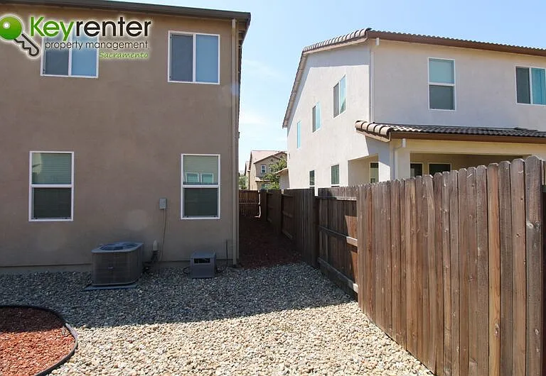 3055 Island Creek Way — Photo 34