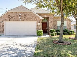 2752 Sunlight Dr, Little Elm, TX 75068