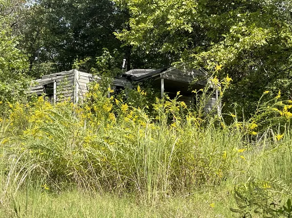 1126 Garland Ave, West Helena, AR 72390