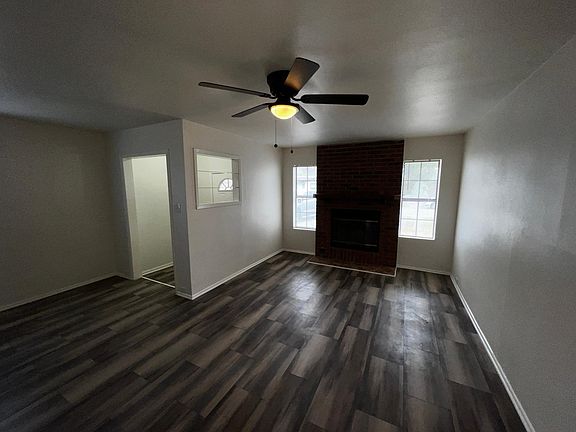 2nd image of 4009 Little John Dr