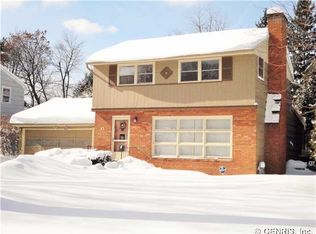 83 Newcastle Rd, Rochester, NY 14610