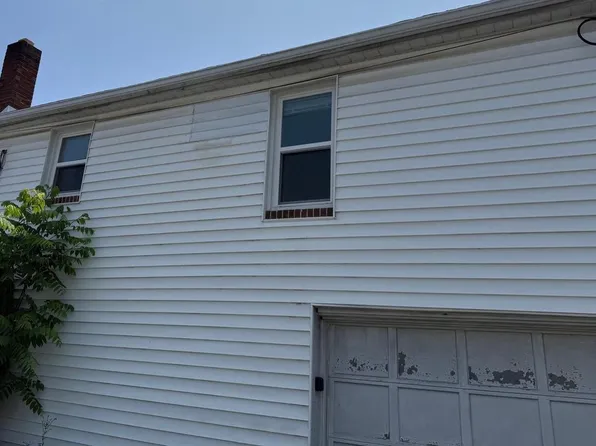 111R E Factory St, Mechanicsburg, PA 17055