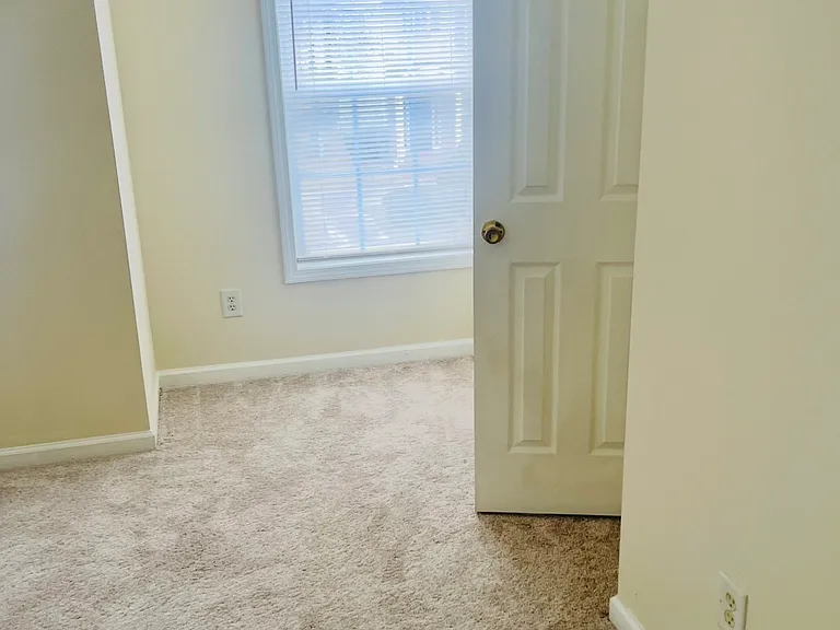 4869 Hairston Park Sq — Photo 3