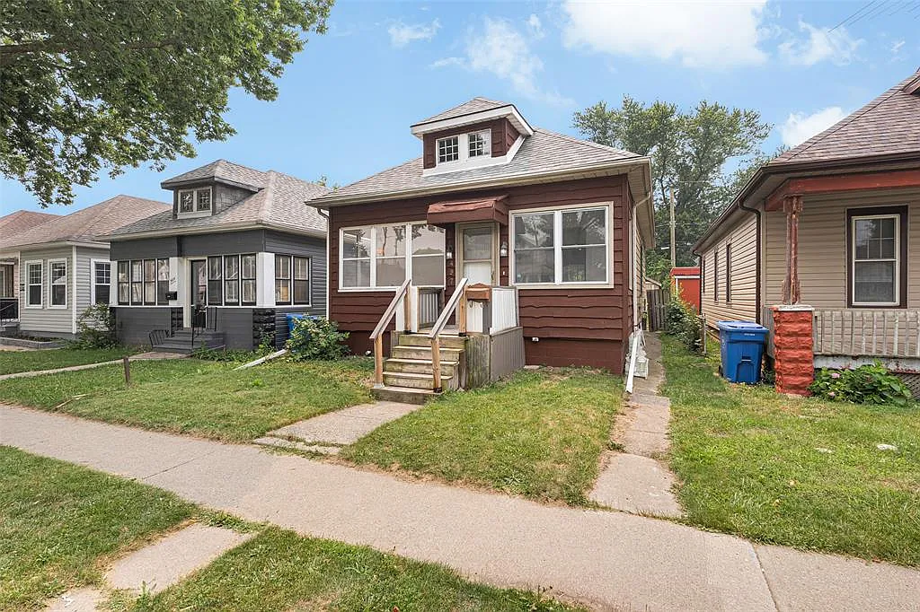 5 bed, 1.5 bath, $2,200 — Photo 3