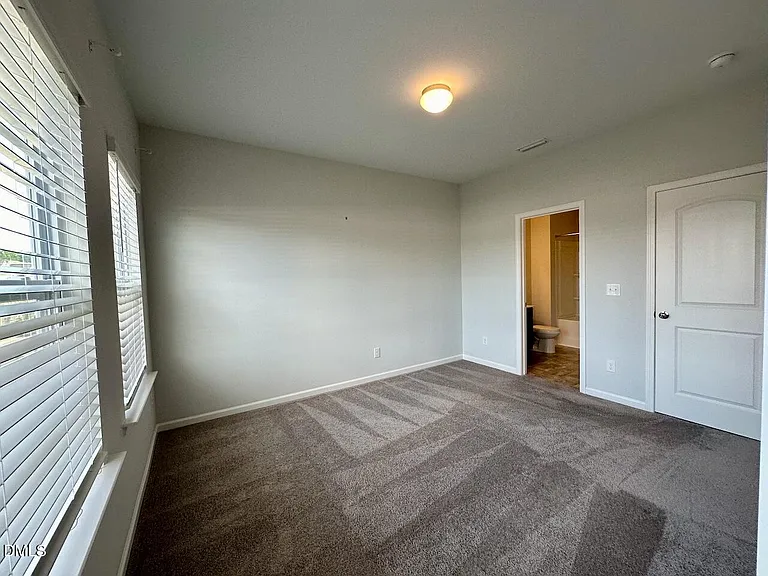 653 Grand Central Sta — Photo 25
