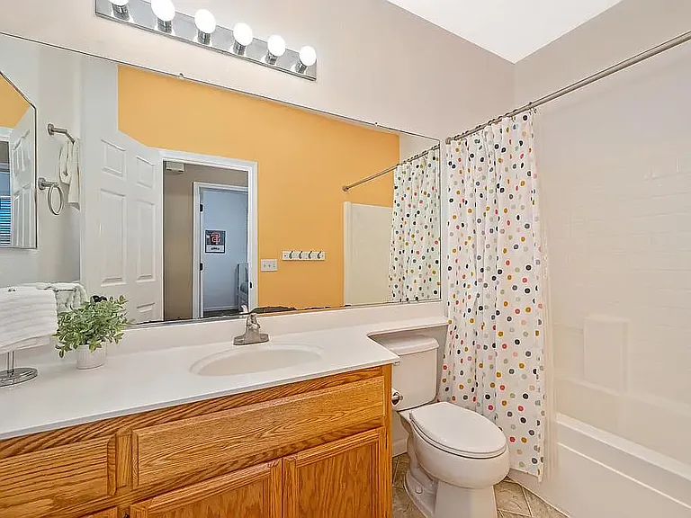 9226 Lucchesi Dr — Photo 8