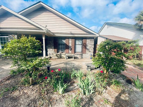 Courtyard 3_04112023