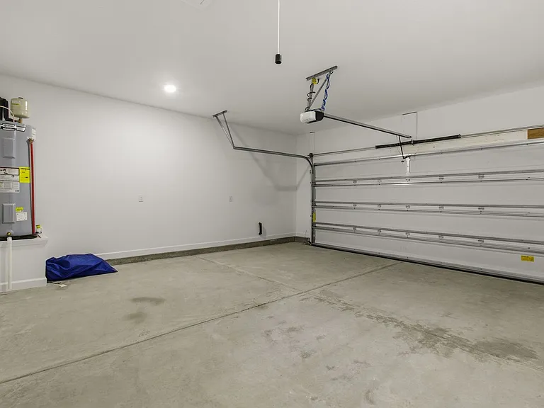 6434 Kylito Cir — Photo 29