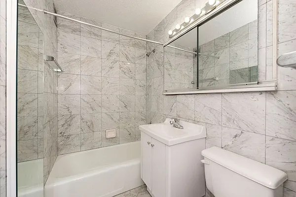 Rented by Bold New York | media 5