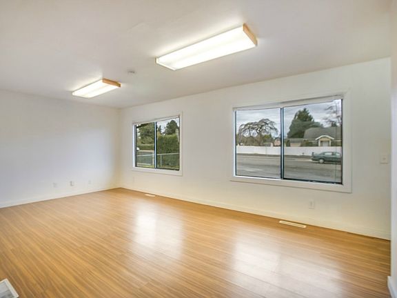 4th image of 21234 108th Ave SE