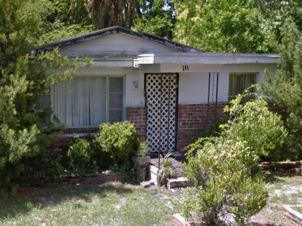 111 Oak St, Leesburg, FL 34748