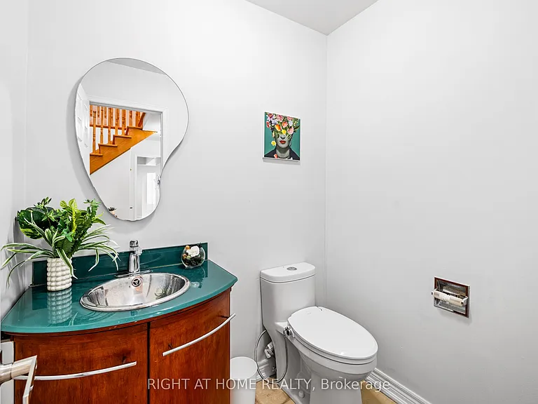 4469 Idlewilde Cres — Photo 15