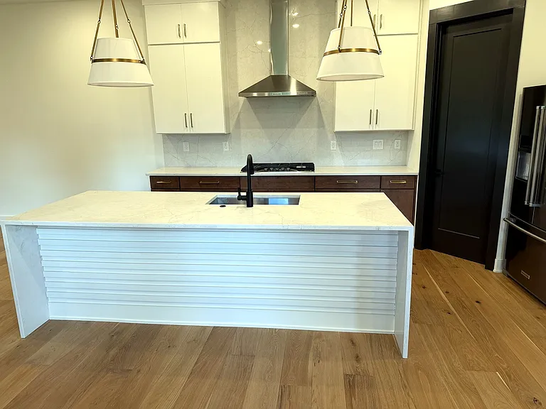 4117 Sarah Dr — Photo 31