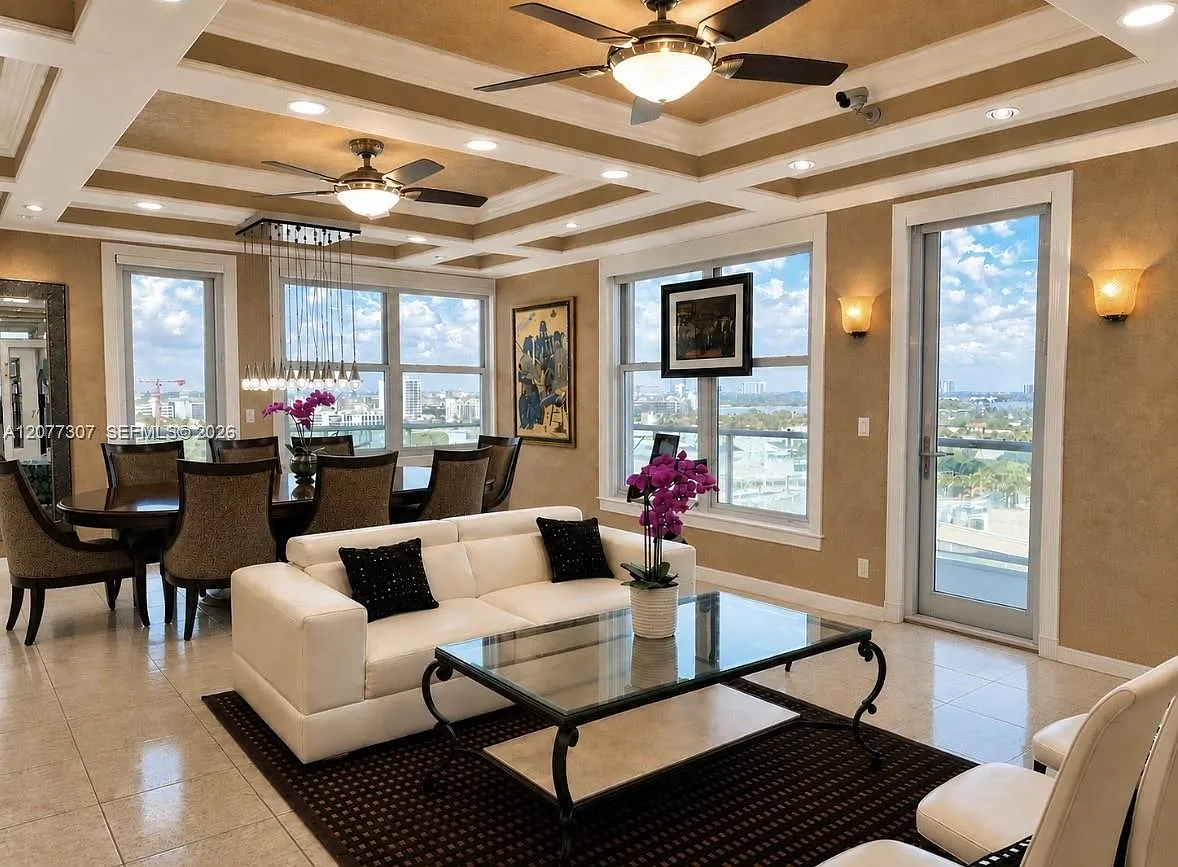 9500 Oceans Condo — Photo 1