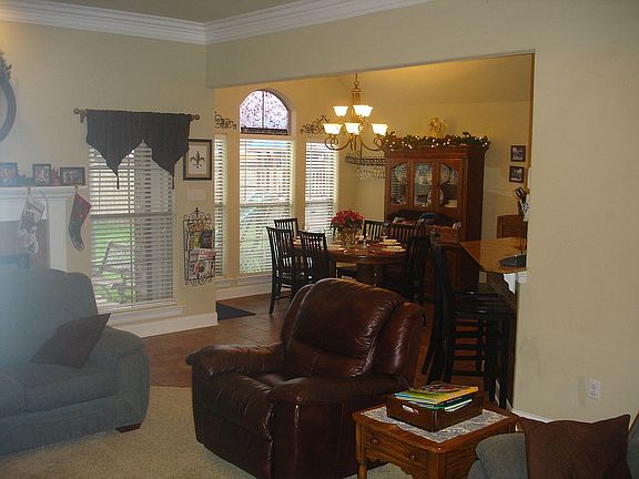2nd image of 330 Madewood Dr