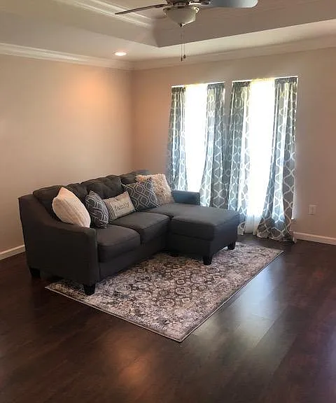1335 Mayfair Hill Dr — Photo 3