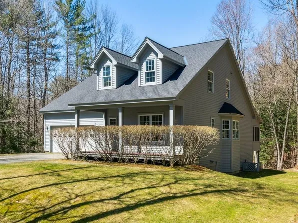 786 Baker Turn, Hartford, VT 05059