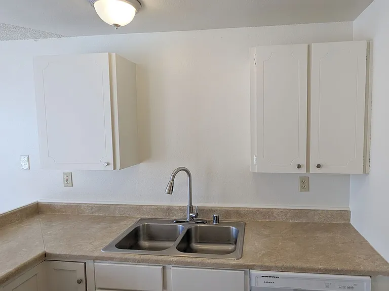 7815 NE 117th Ave — Photo 49