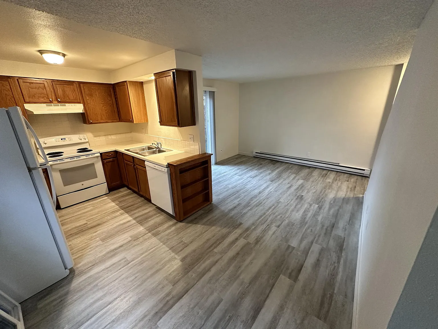 7 on 8th Apartments - 3 — Photo 4