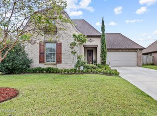 406 Easy Rock Landing Dr, Broussard, LA 70518