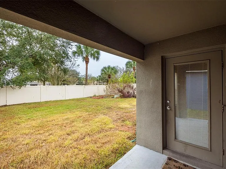8117 Alamosa Wood Ave — Photo 18