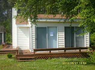 149 Riverside Dr, Deltaville, VA 23043