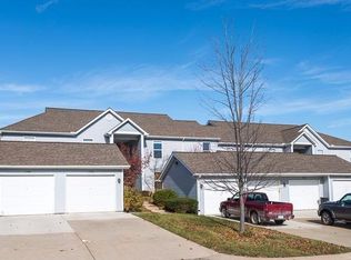 1706 Weatherstone Dr, Ann Arbor, MI 48108